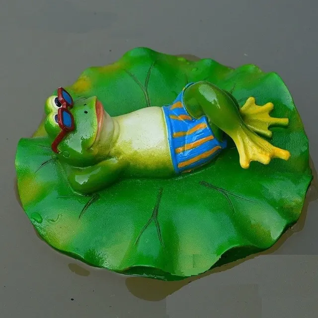 Garden decoration frog H1040