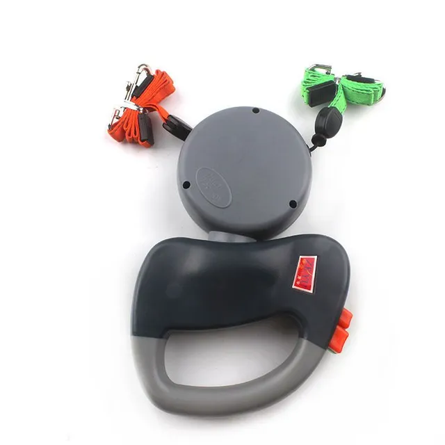 Double retractable leash for animals