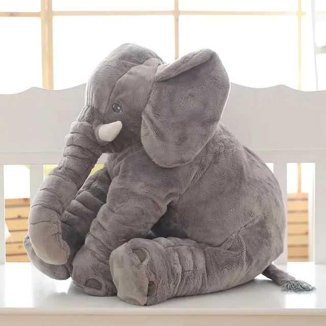Frumosul elefant de pluș Kevin