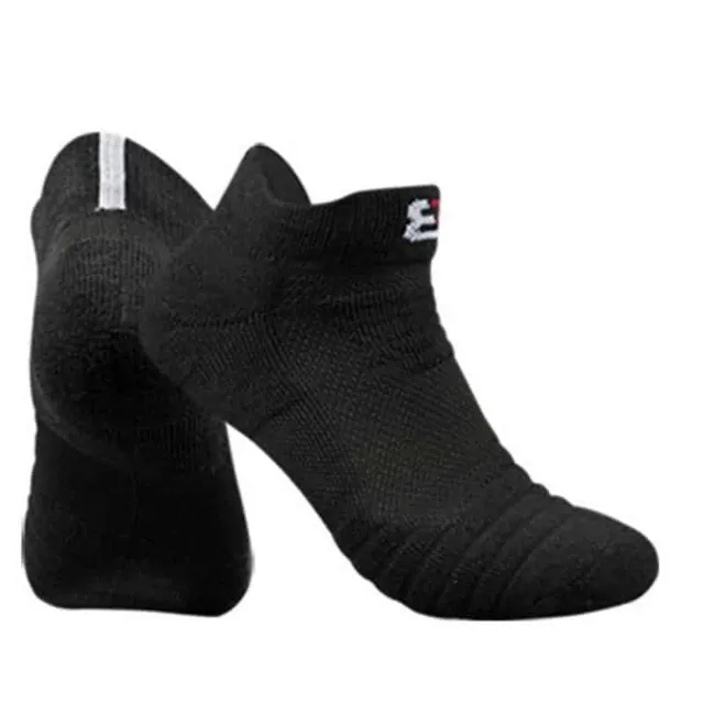 Quality men's ankle socks