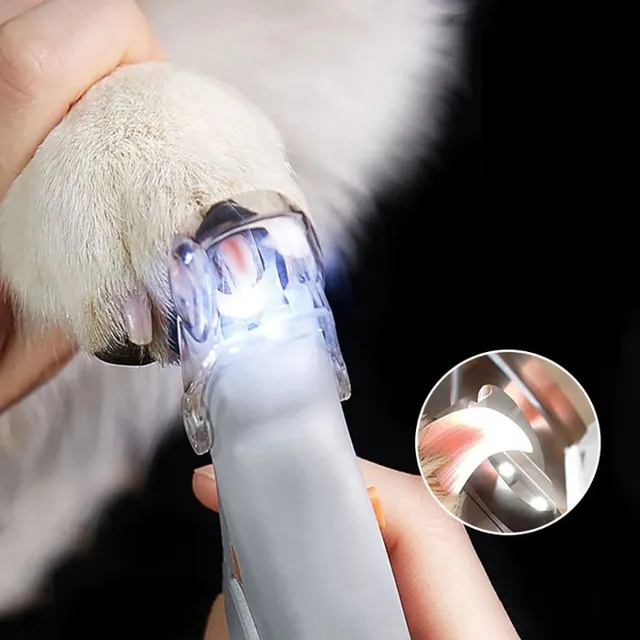 Claw clippers for dogs and cats with LED light