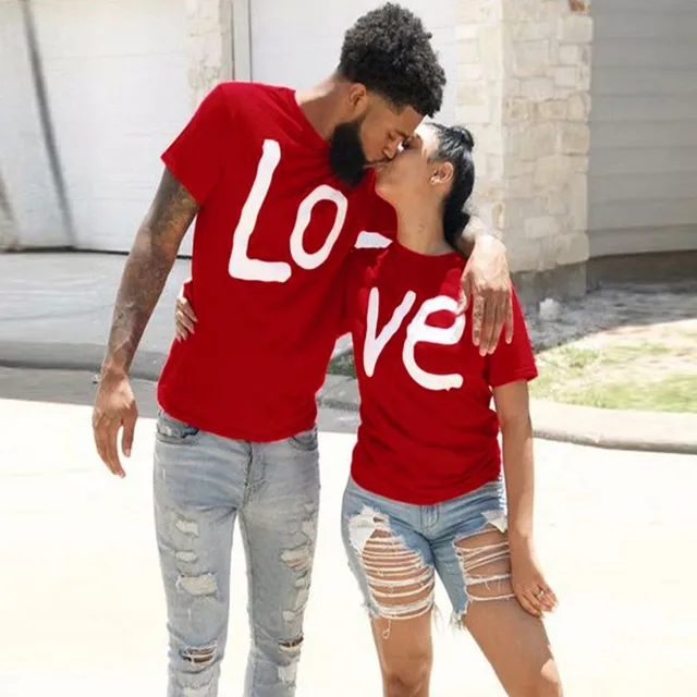 Trendy tričko s nápisom LOVE pre zamilované páry