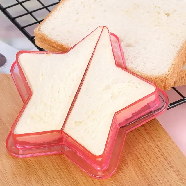 Univerzální sada vykrajovátek na sendviče pro snadné a efektivní tvarování sendvičů, pečiva a sušenek