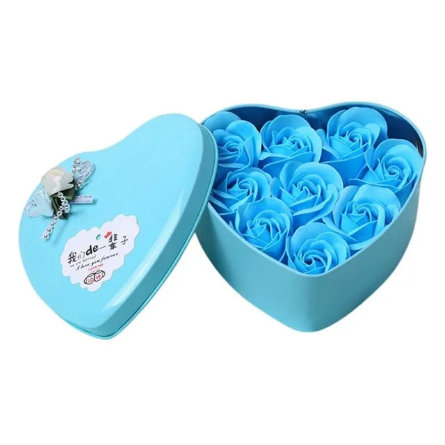 Gift pack of soaps in the shape of flowers