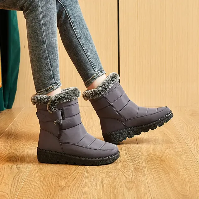 Women's winter waterproof snow boots with plush