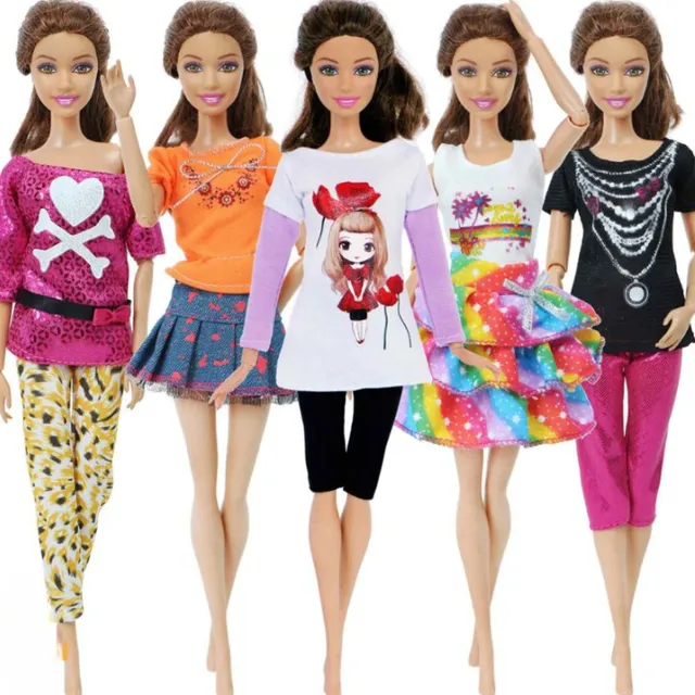 Dress set for Barbie dolls