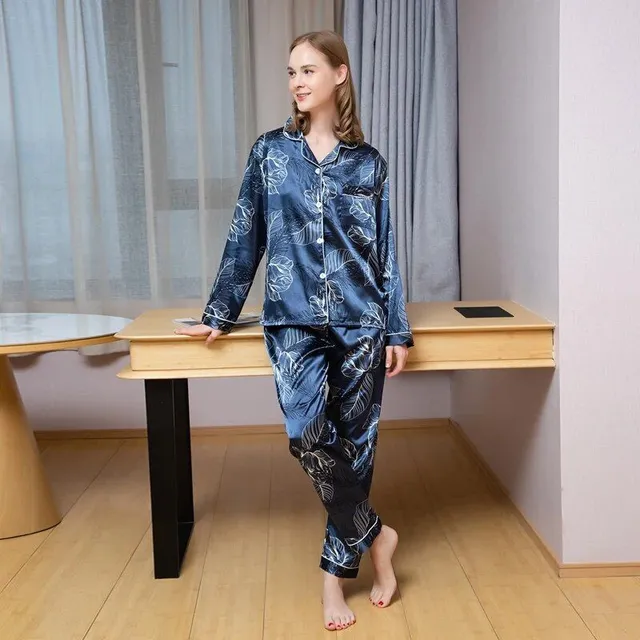 Women's Spring/Autumn Pajamas of Silk satin - Long Sleeves and Pants