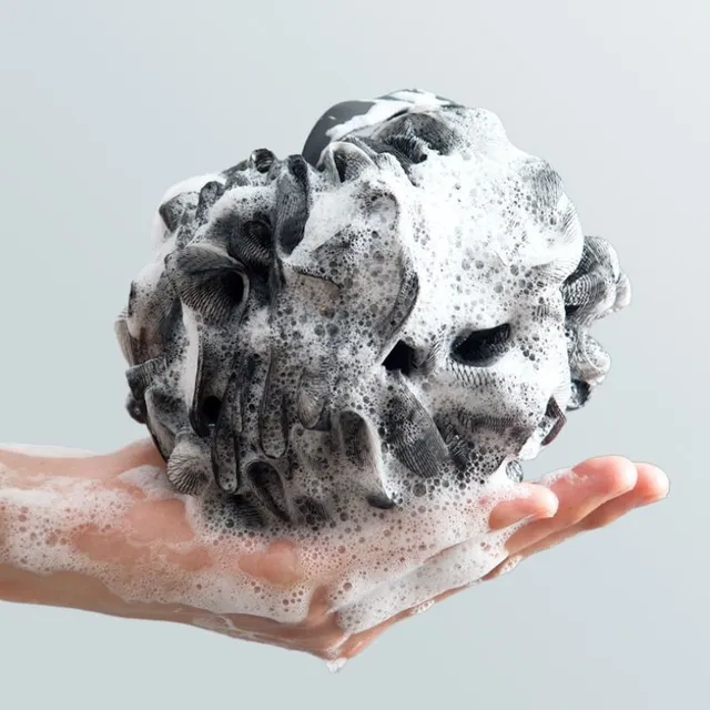 Luxusní černá mycí houba Julienne