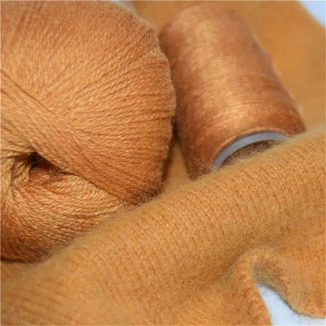 Beautiful 98% cashmere yarn for hand knitting and crochet - soft and suitable for machines - ball for scarves, sweaters and more