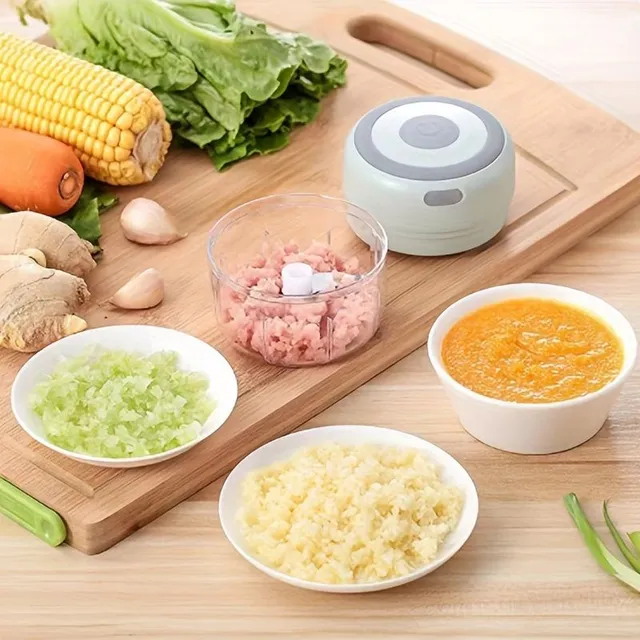 Elektrická multifunkčná kuchynská pomocníčka - Zeleninová rezačka, mlynček na mäso, mlynček na ovocie a cesnak, nabíjanie cez USB