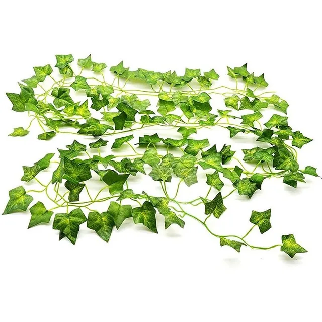 Garland of artificial ivy leaves