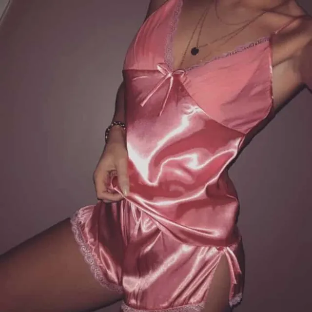 Ladies satin pyjamas s pink