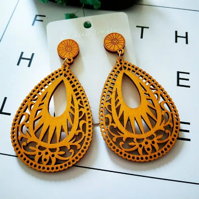 Women's luxury earrings made of African wood