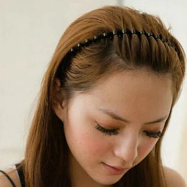 Corrugated metal headband