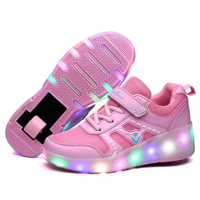 Nowoczesne dziecięce podświetlane buty LED z kółkami