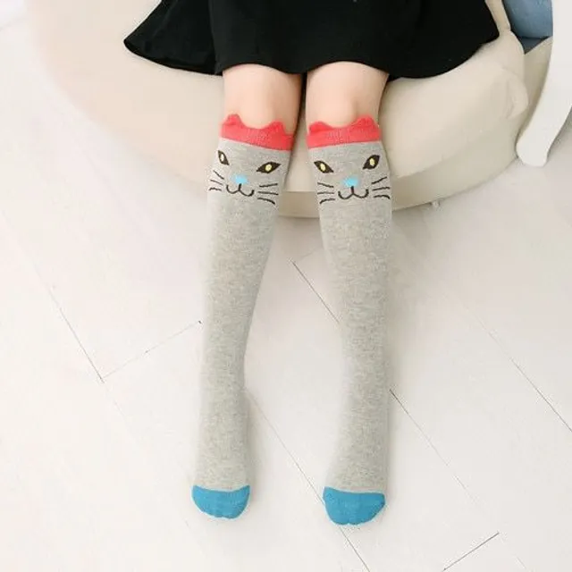 Chaussettes montantes pour filles avec des animaux - 10 variantes