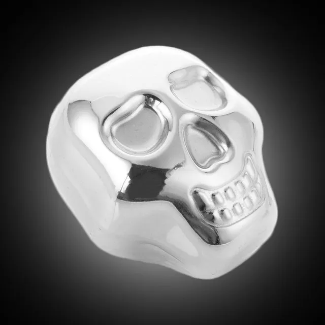 Cooling cube in the shape of a skull