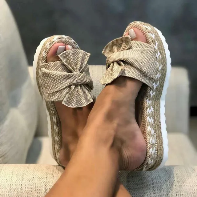 Women's modern slippers with bow