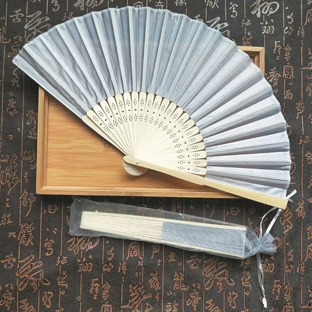Silk fan C551