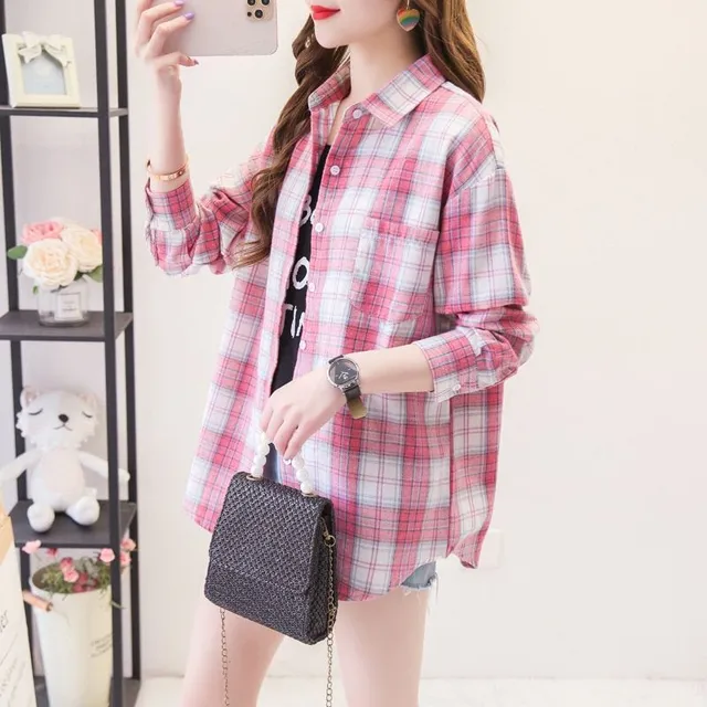 Women's free time flannel shirt with long sleeve