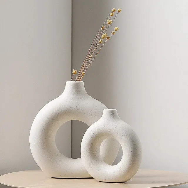 Creative ceramic vase in the shape of a doughnut - Round Hollow Florist