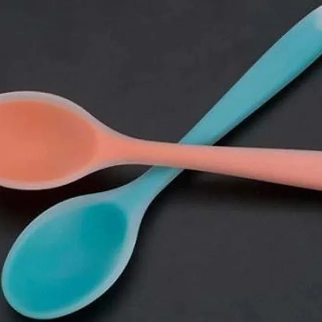 Silicone spoon