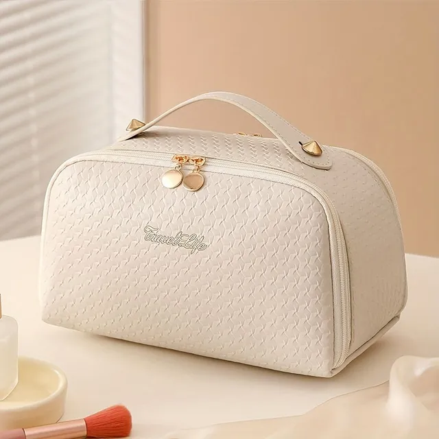 Beauty case made of PU leather, spacious and practical case for cosmetics for travel and holiday