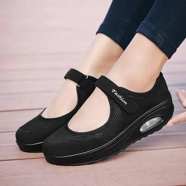 Orthopaedic shoes with hollow air cushion for ladies