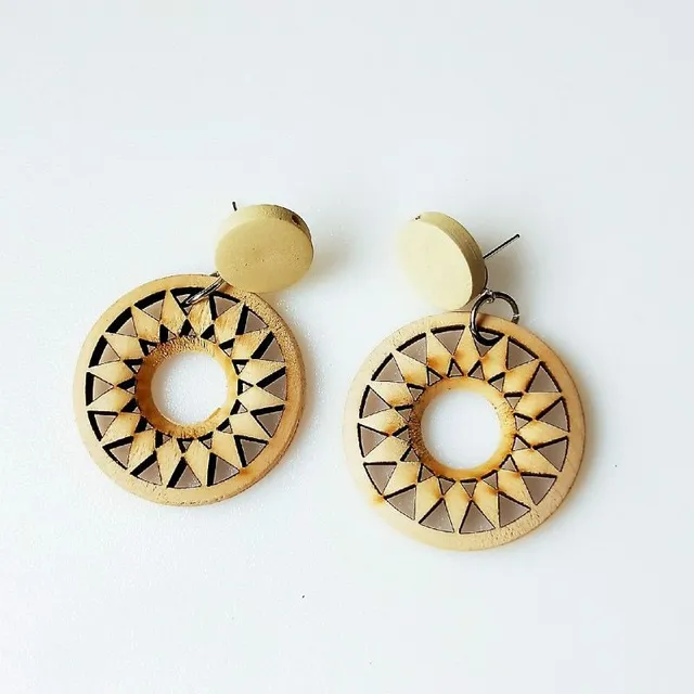 Women's luxury earrings made of African wood