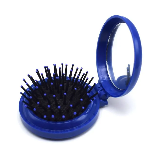 Travel brush for hair