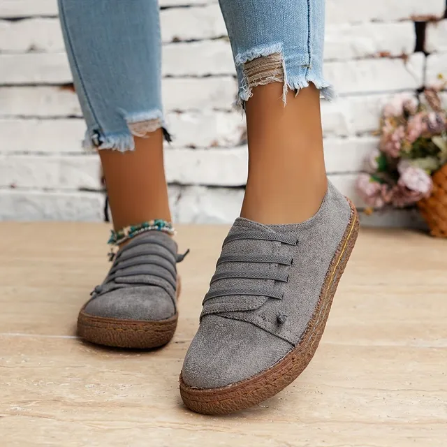 Women's retro sneakers with round toe, slip-on shoes in contrast color, comfortable all-day shoes