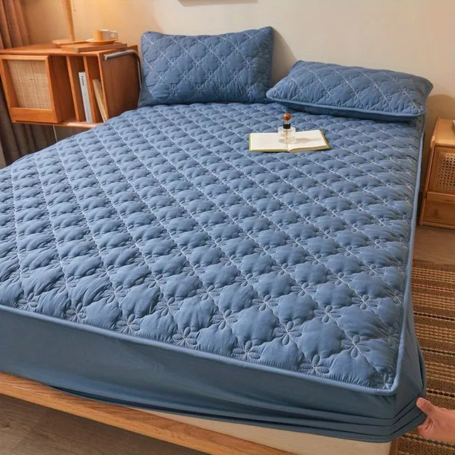 Comfortable and breathable sheet set with waterproof surface against dust mites and bacteria