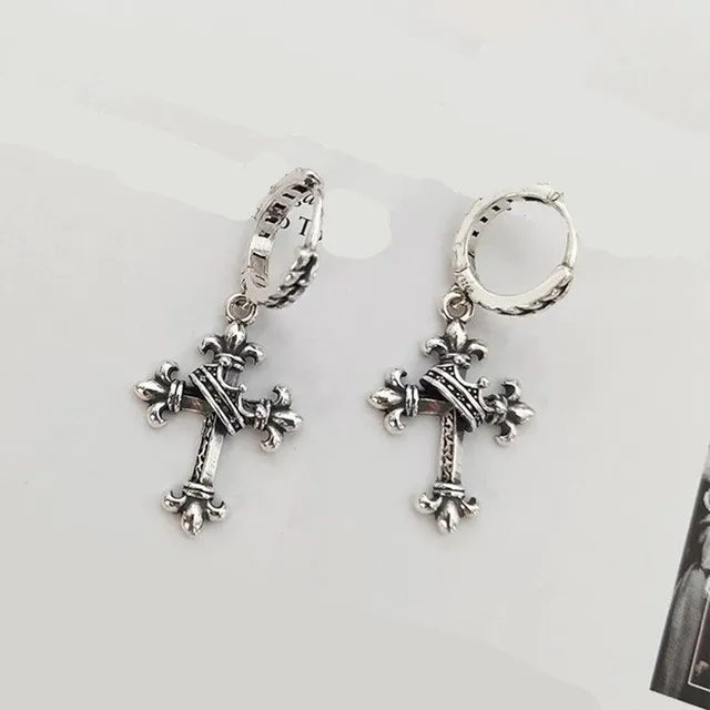 Boucles d'oreilles rondes avec croix G1383