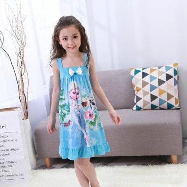 Children's nightgown with princess motif