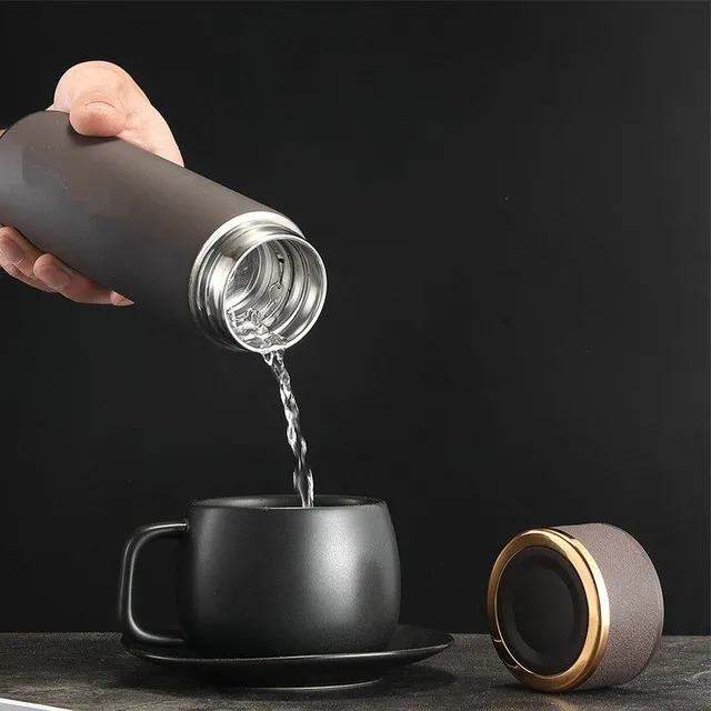 Thermos with thermometer