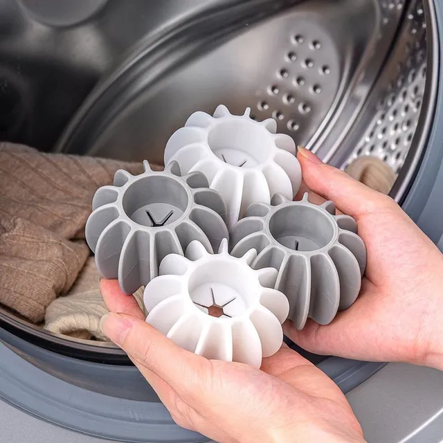 Silicone propeller ball for washing machine to remove hair from laundry