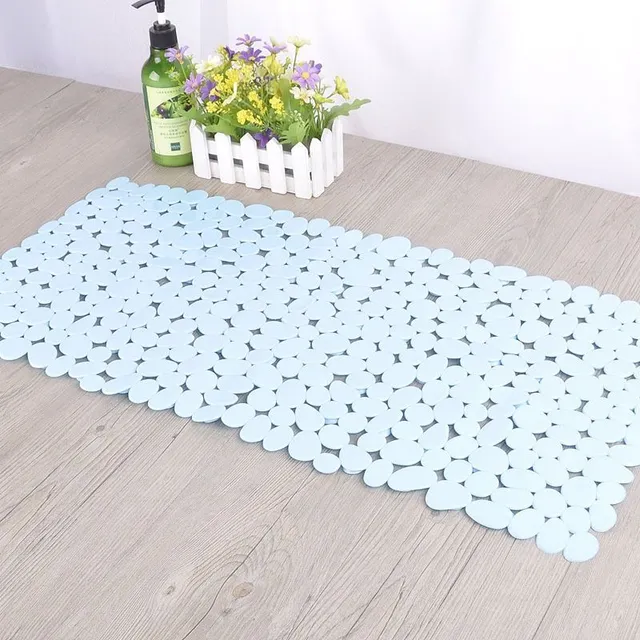 Proslip mat with suction cups for the bathroom