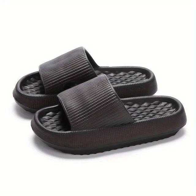 Comfortable slippers for the house and bathrooms with open tip and soft sole