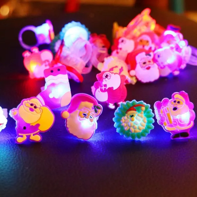 Gyönyörű LED gyűrűk karácsonyi motívummal Adele