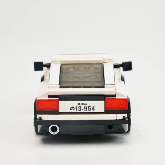 Build your own legendary Hachiroku: Creative Toyota AE86 car kit