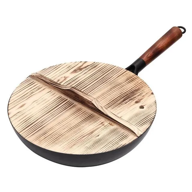 Iron pan with wooden lid