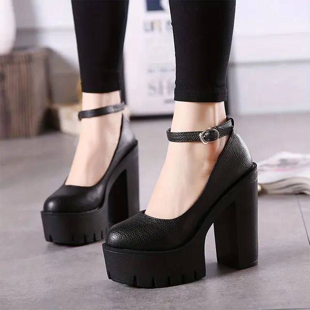 Ankle strap with buckle and round tip