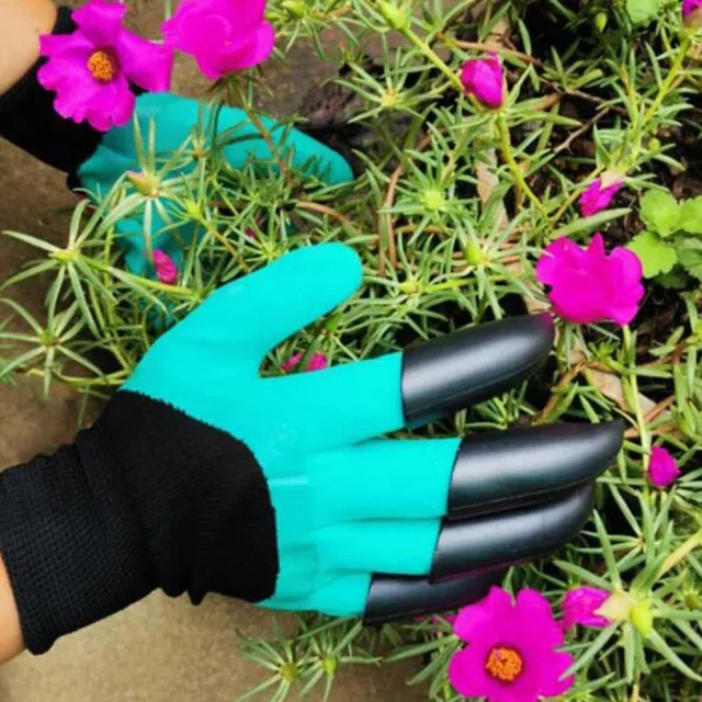 Garden gloves with plastic claws