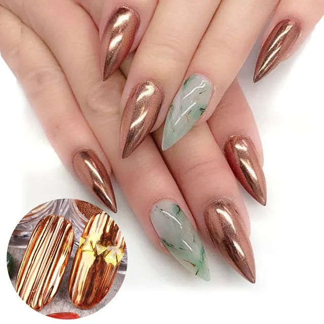 Beautiful nail polish with metallic effect