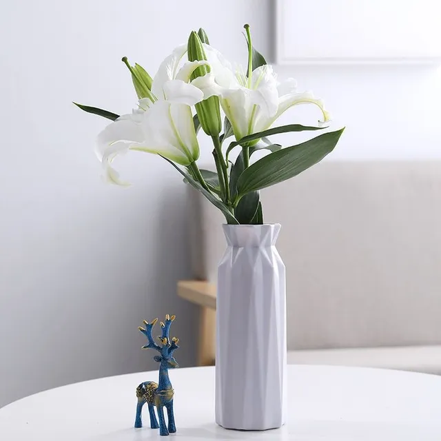 Design plastic tall vase Will