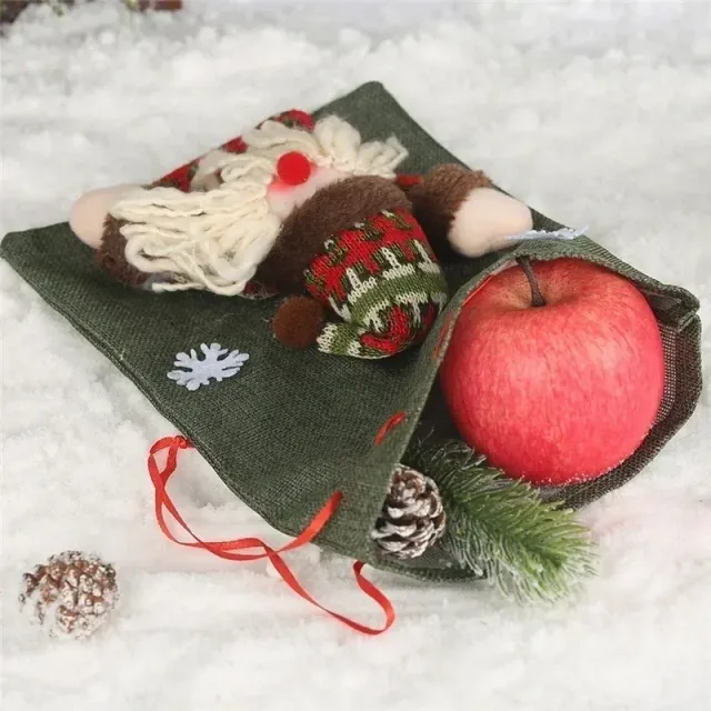 Vánoční plátěný pytlík s tahací šňůrkou na dárek, cukrovinky nebo jablka