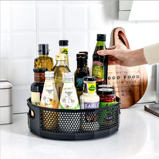 Rotating practical tray for fruit or spices