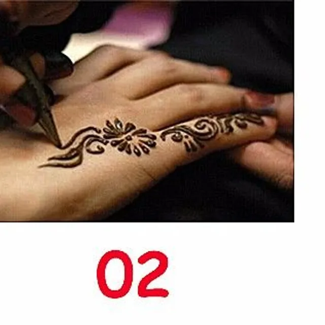 Natural Henna for Temporary Tattoo
