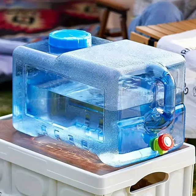 1 ks přenosný nádrž na vodu z PC s kohoutkem, modrý kanystr na pitnou vodu pro kempování a outdoorové aktivity