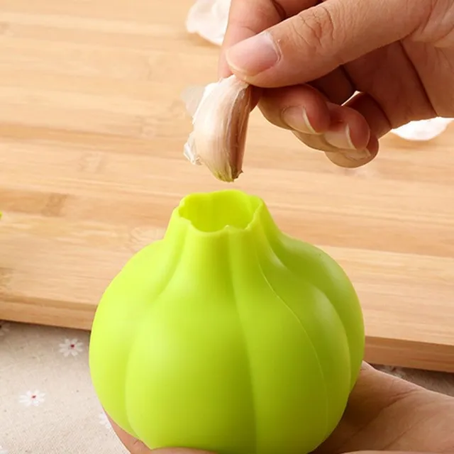 Gavin garlic clove peeler